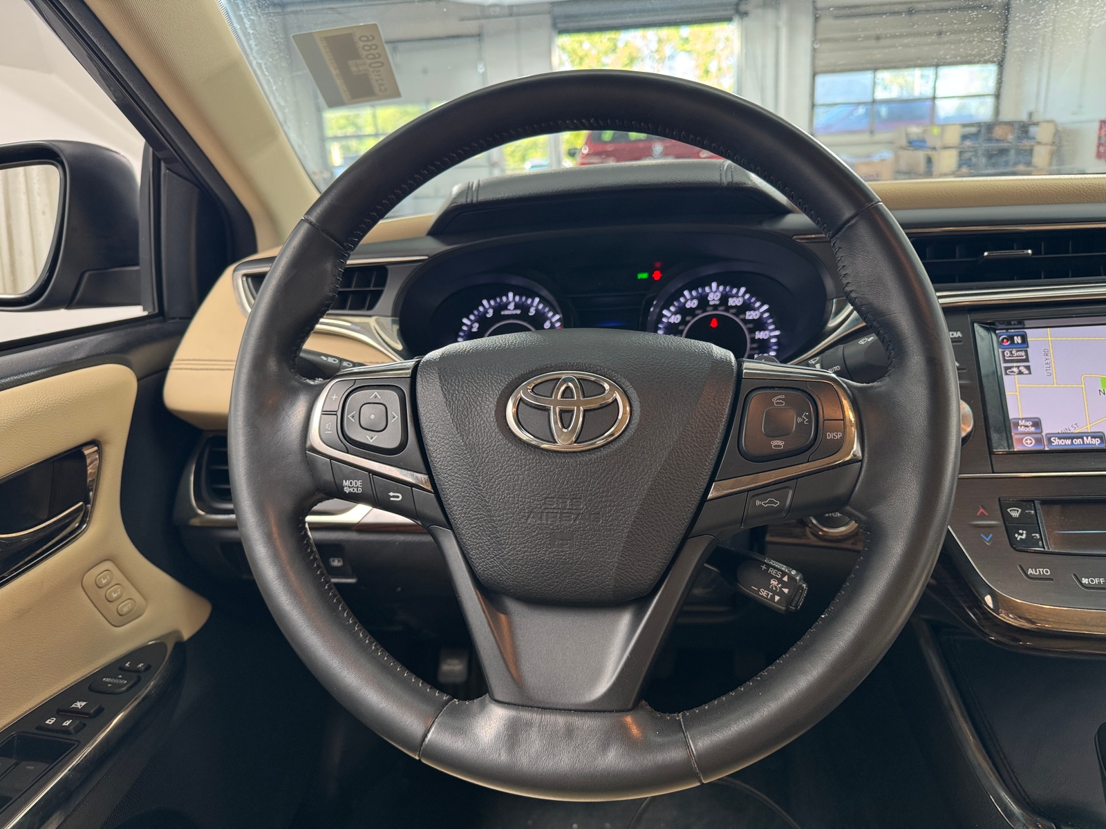 Thumbnail: 2013 Toyota Avalon - 4