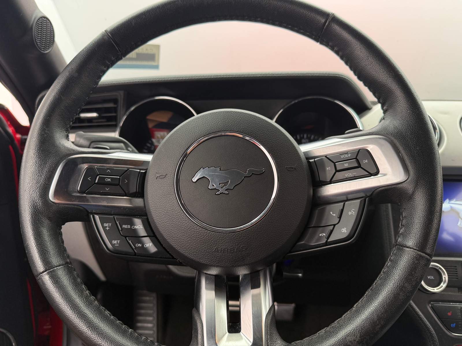 Thumbnail: 2017 Ford Mustang - 4