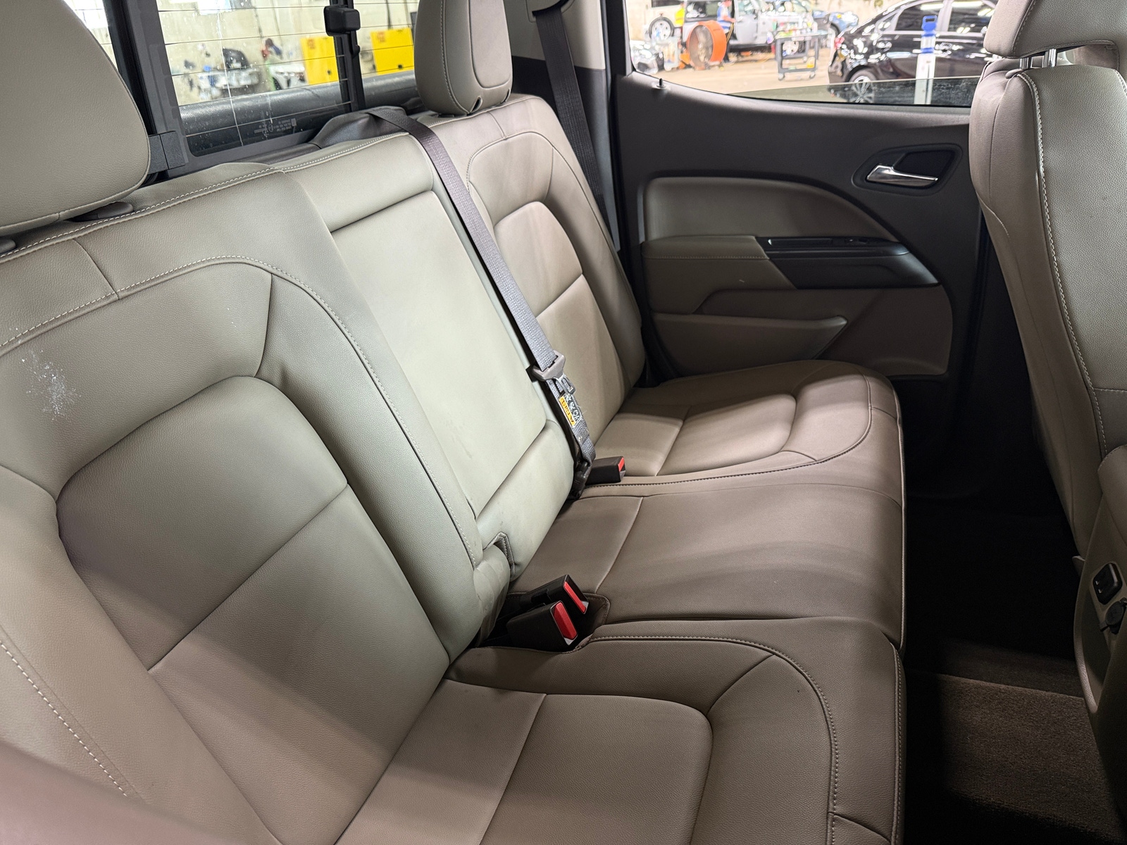 Thumbnail: 2016 GMC Canyon - 5