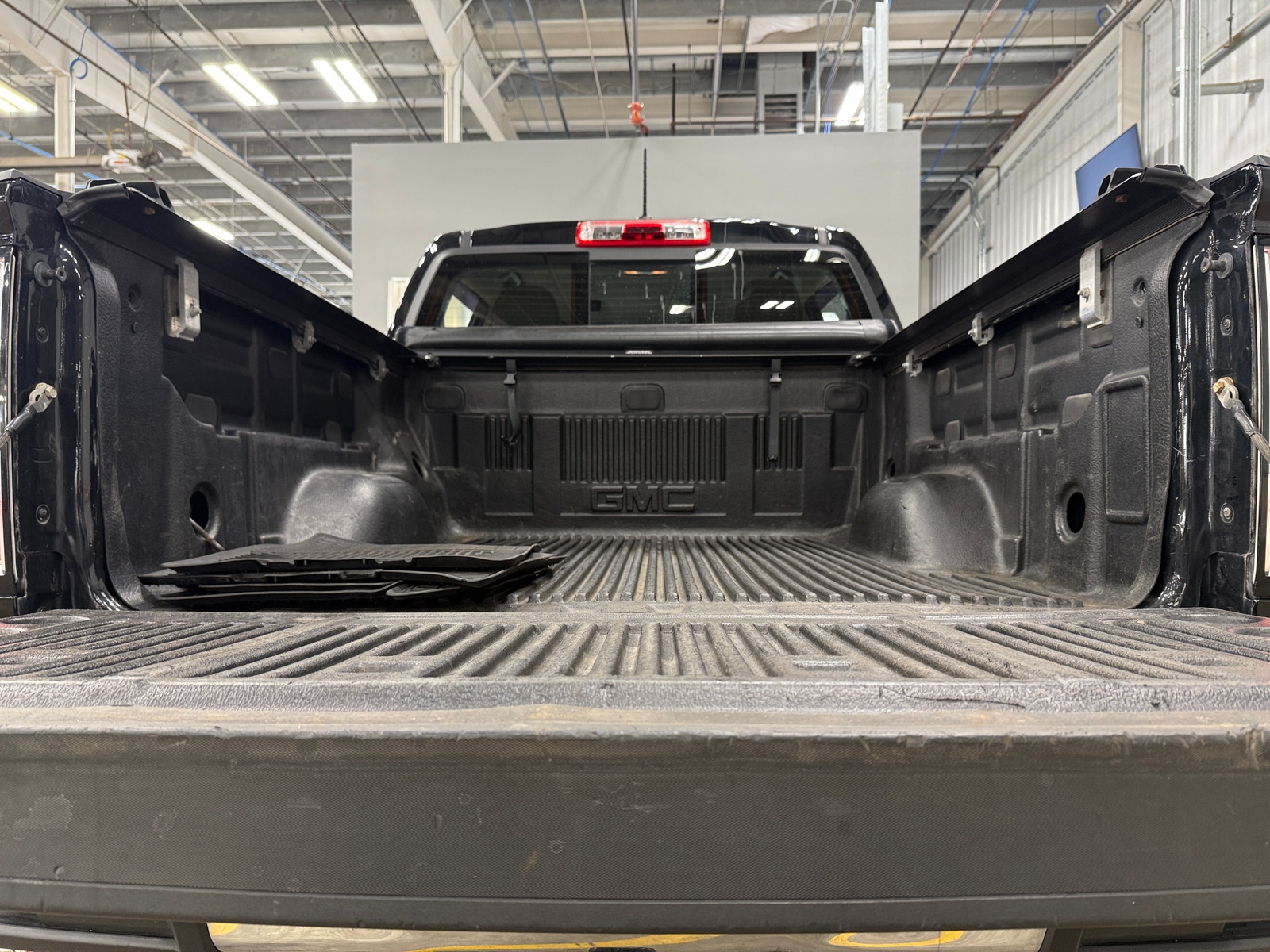 Thumbnail: 2016 GMC Canyon - 6