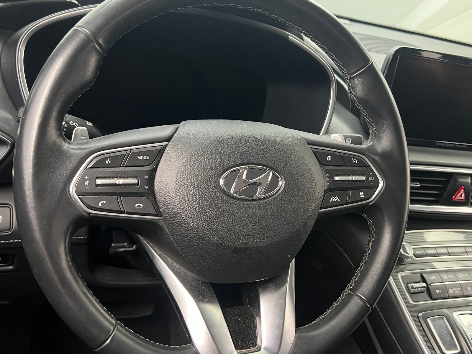 Thumbnail: 2023 Hyundai Santa Fe - 4