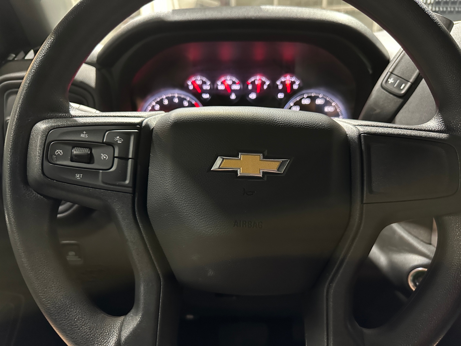 Thumbnail: 2025 Chevrolet Silverado 1500 - 5