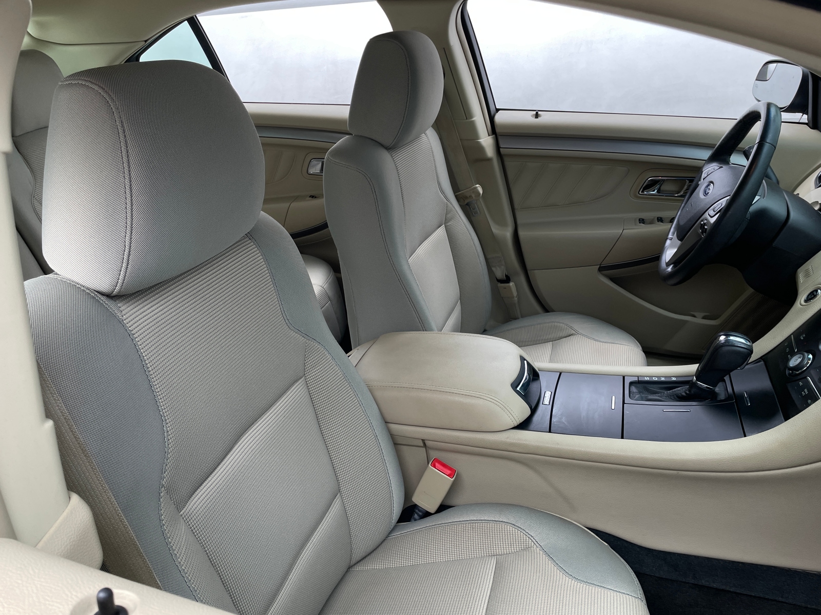 Thumbnail: 2013 Ford Taurus - 2