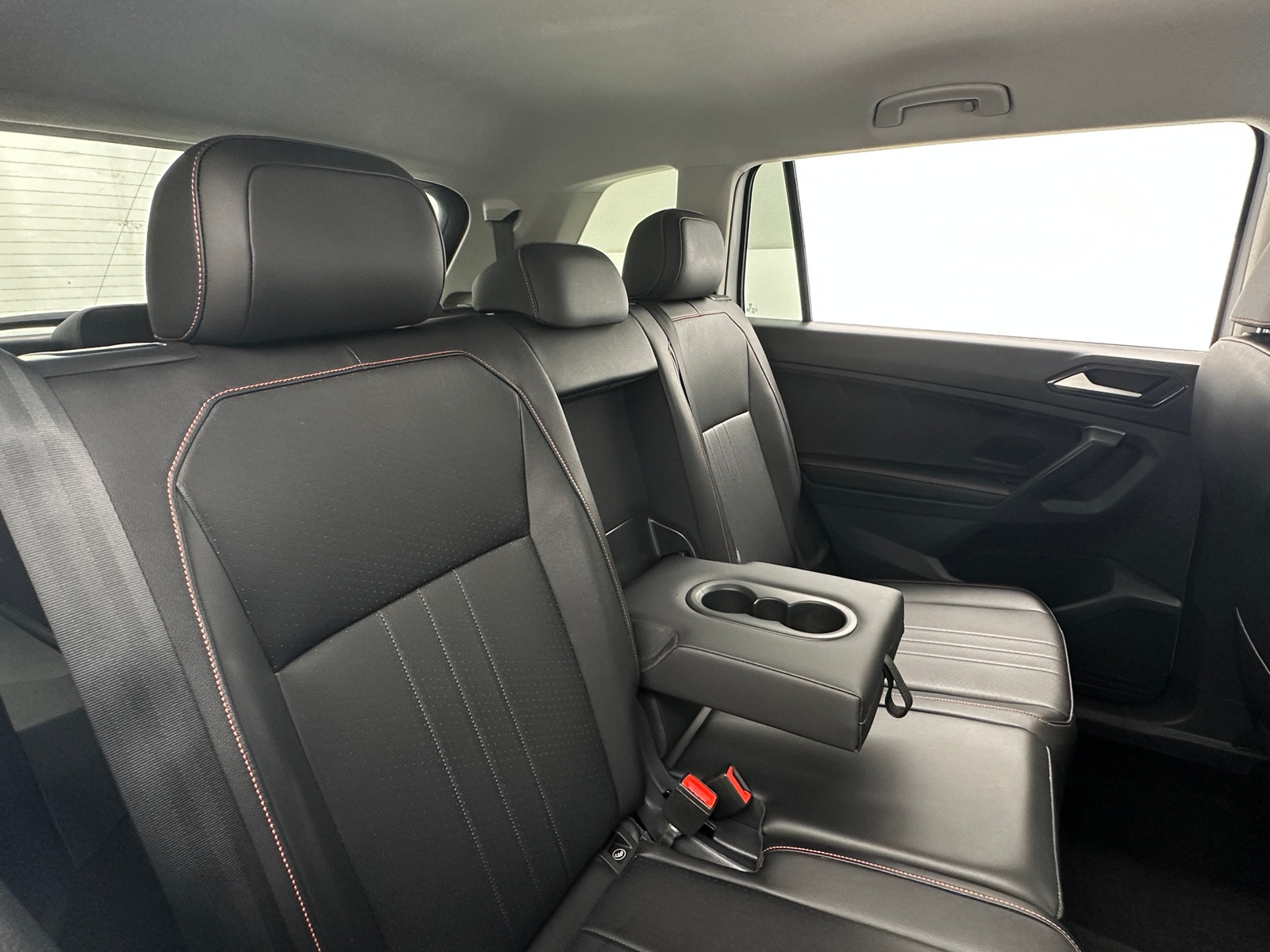 Thumbnail: 2024 Volkswagen Tiguan - 5