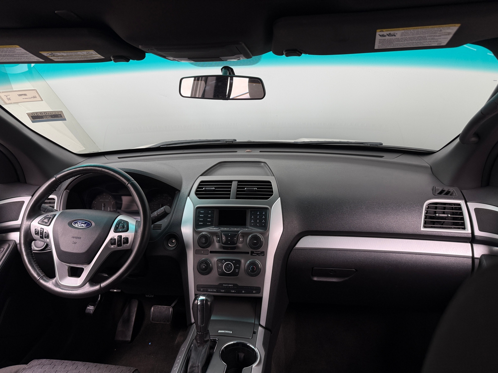 Thumbnail: 2015 Ford Explorer - 3