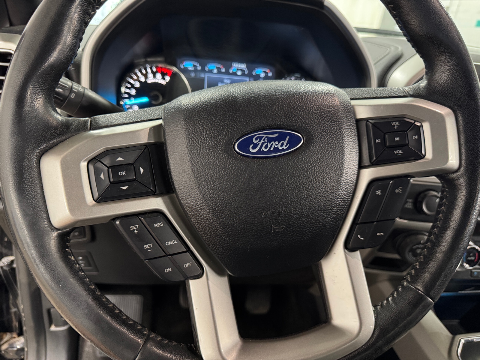 Thumbnail: 2020 Ford Econoline - 4