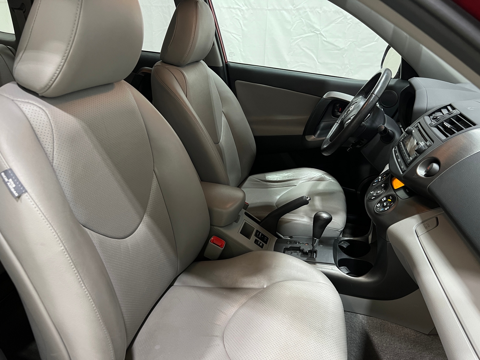 Thumbnail: 2012 Toyota RAV4 - 2