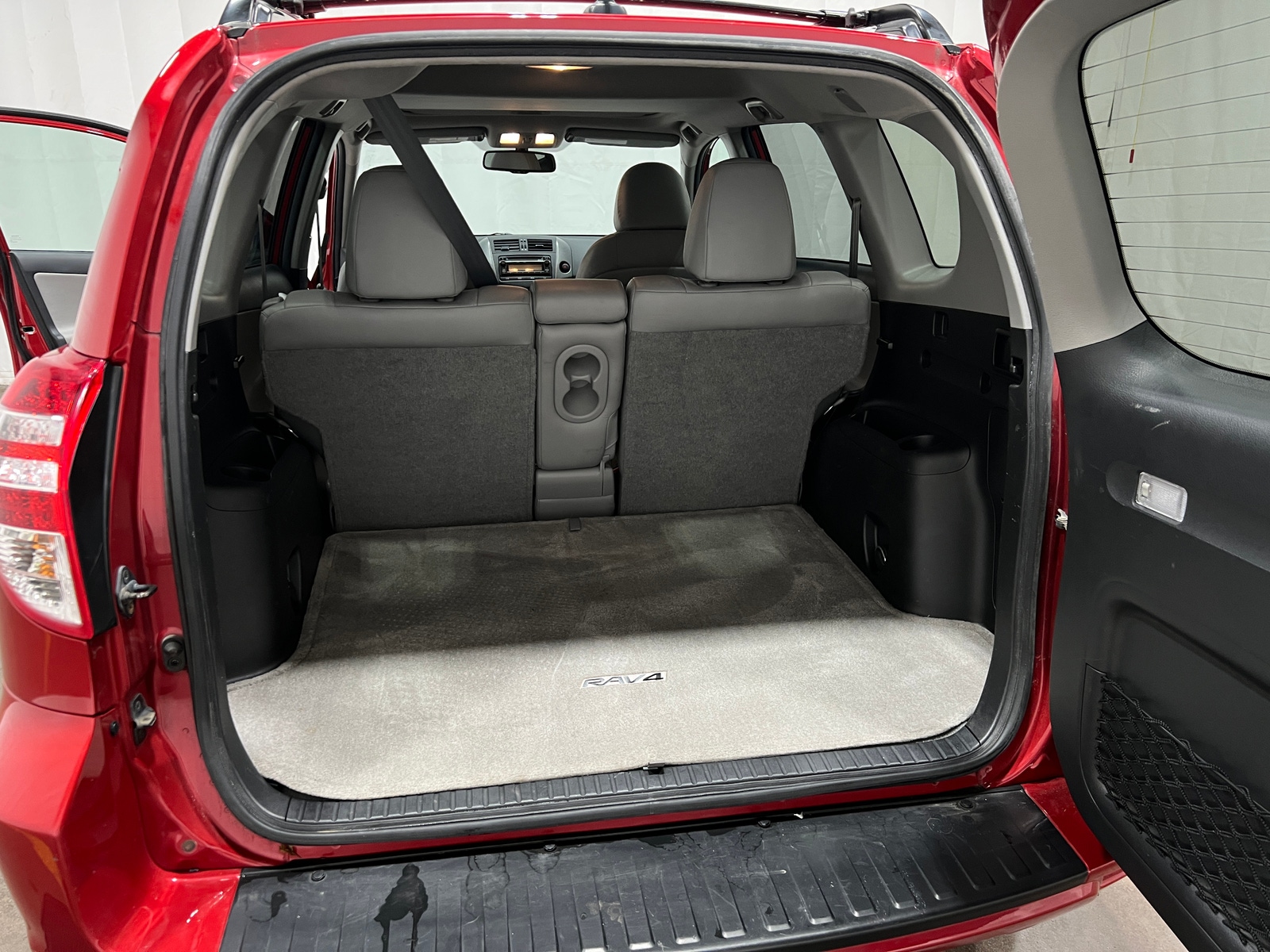 Thumbnail: 2012 Toyota RAV4 - 7