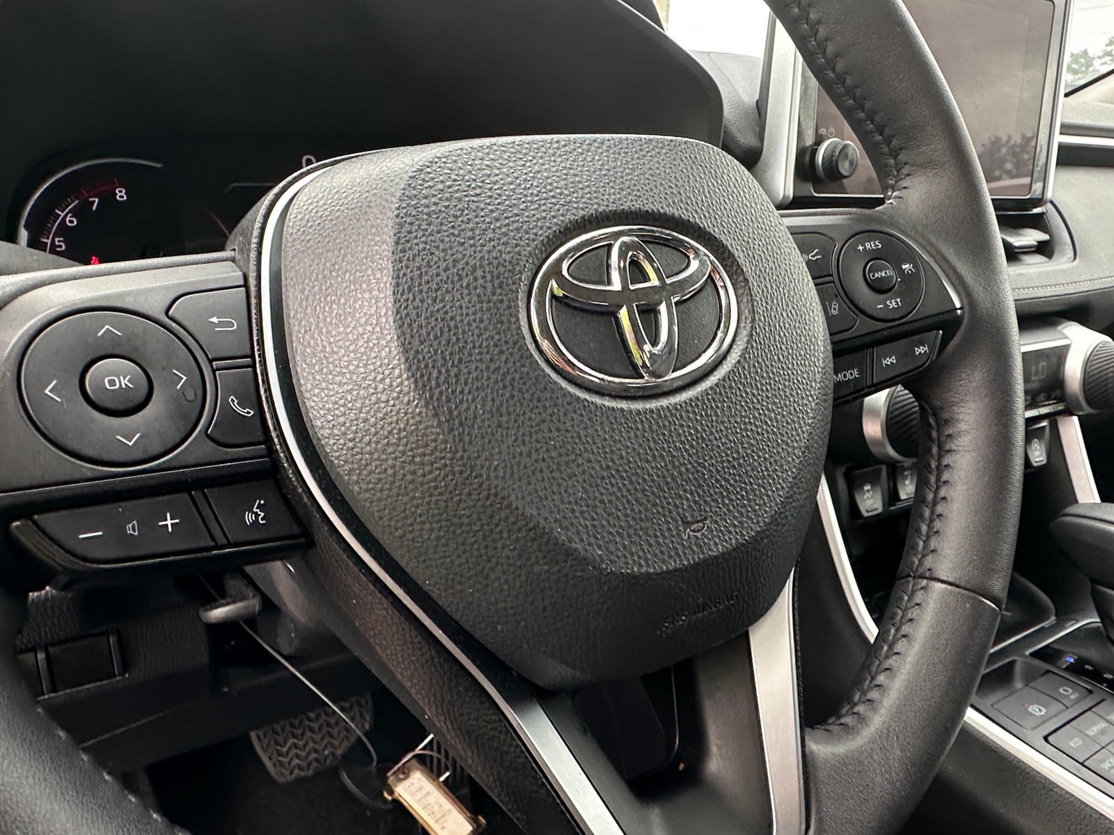 Thumbnail: 2024 Toyota RAV4 - 5