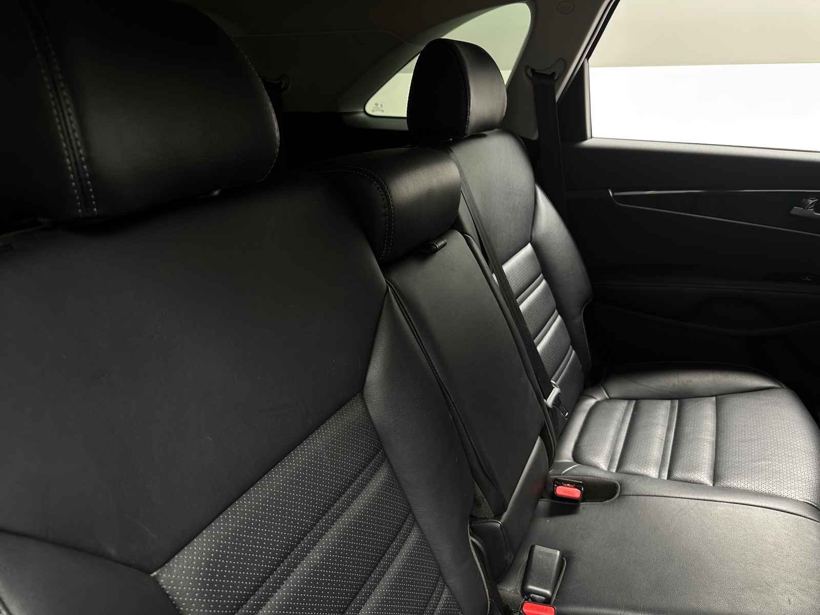 Thumbnail: 2019 Kia Sorento - 5
