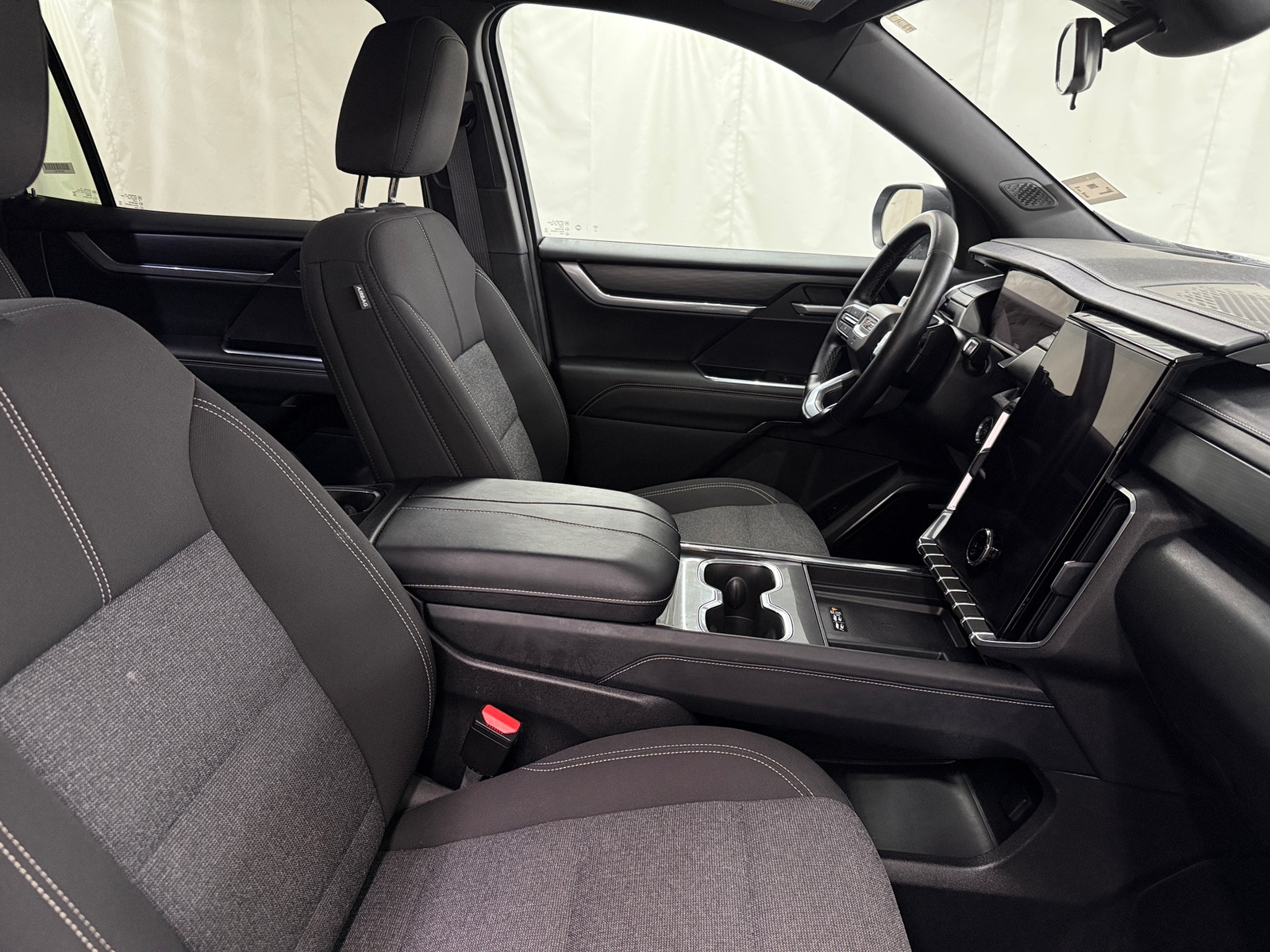 Thumbnail: 2025 GMC Acadia - 2