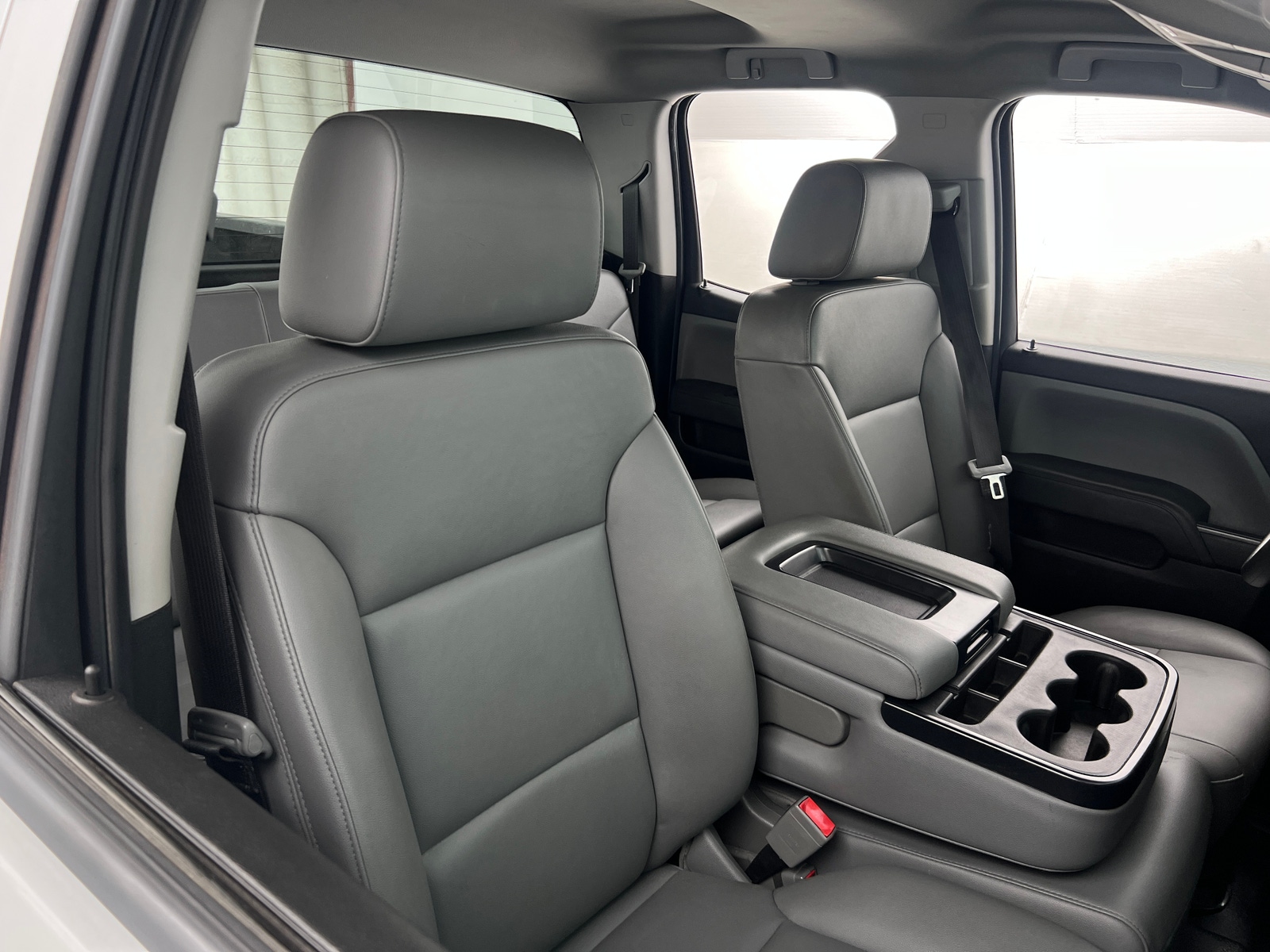 Thumbnail: 2018 Chevrolet Silverado 1500 - 2