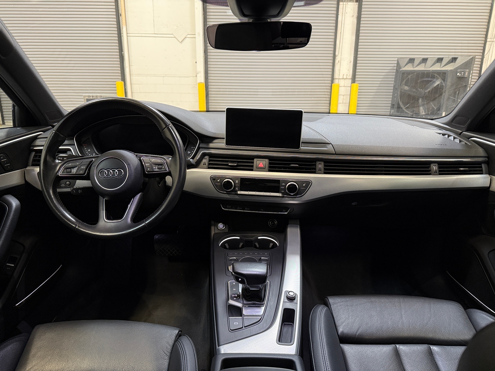 Thumbnail: 2017 Audi A4 - 2