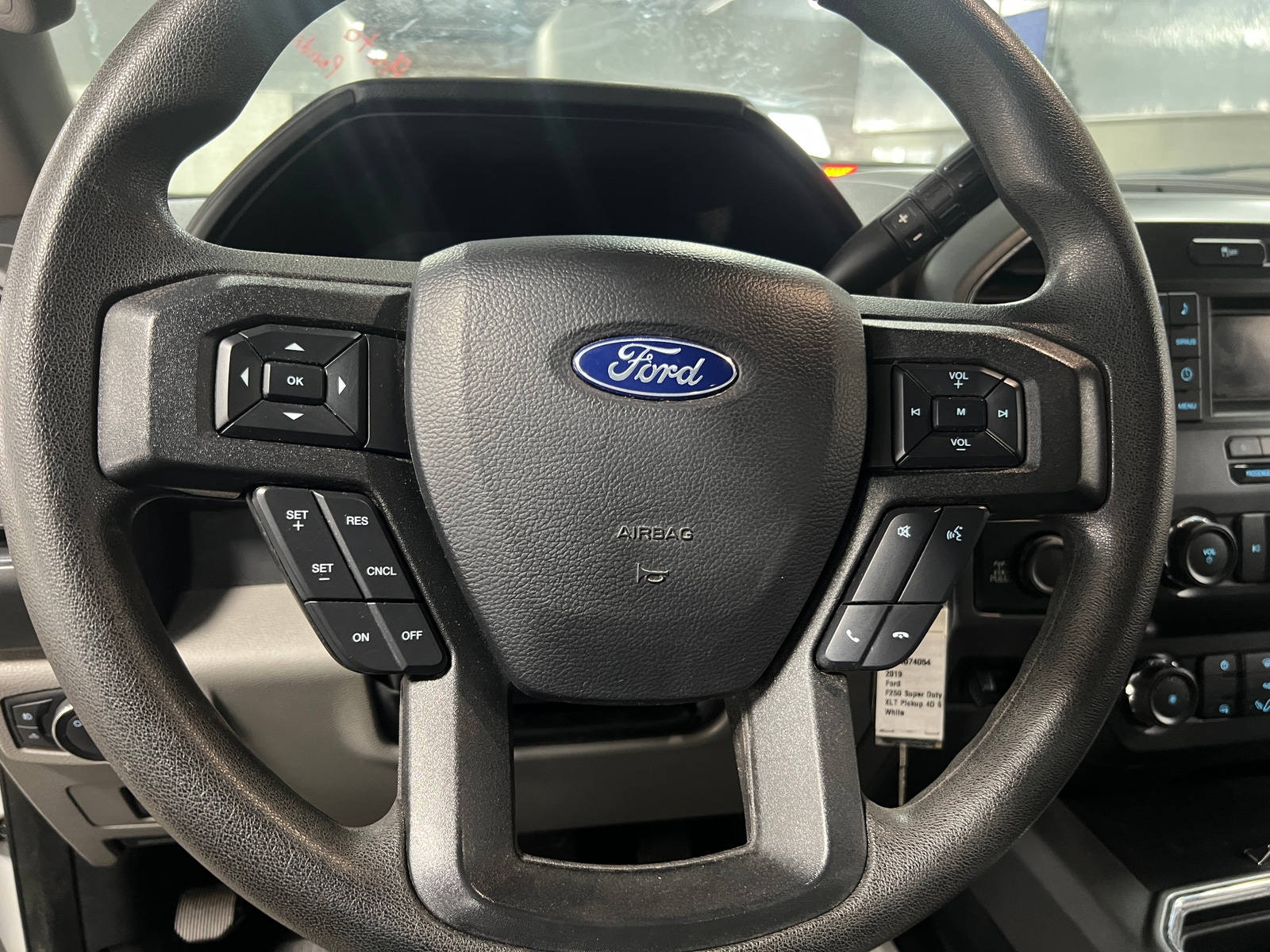 Thumbnail: 2019 Ford Econoline - 5