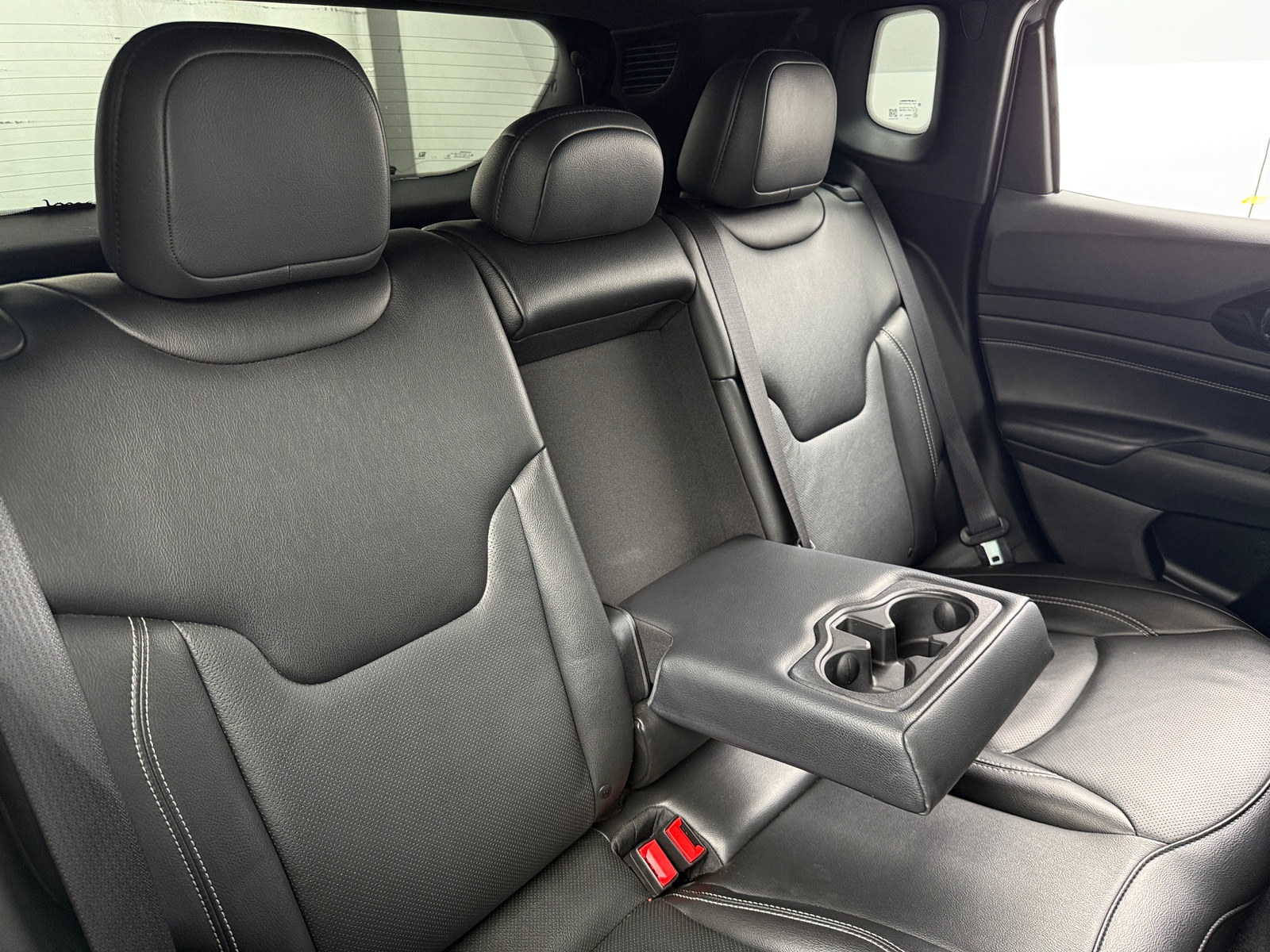 Thumbnail: 2022 Jeep Compass - 6