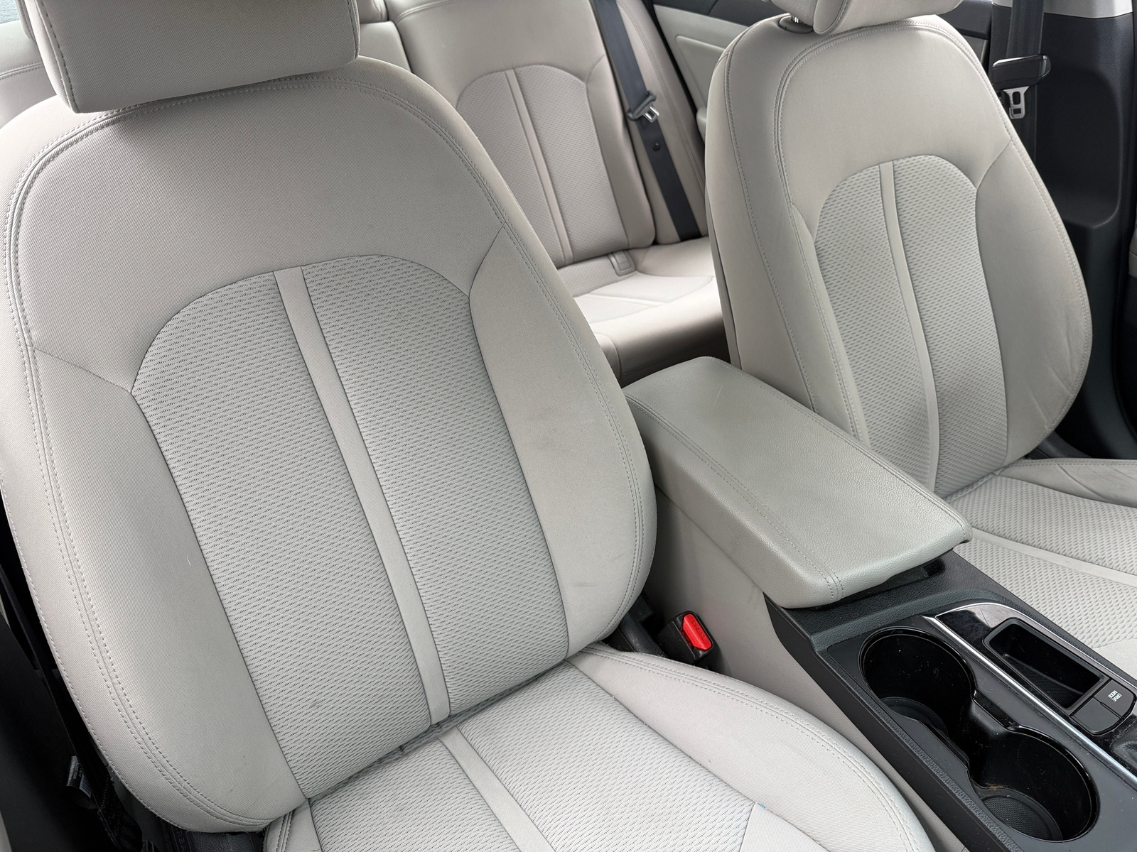 Thumbnail: 2015 Hyundai Sonata - 2