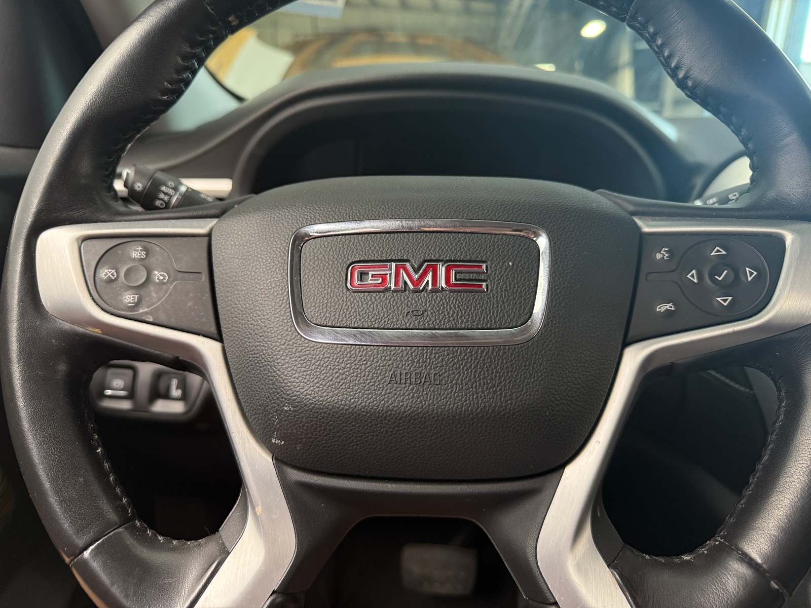 Thumbnail: 2020 GMC Acadia - 5