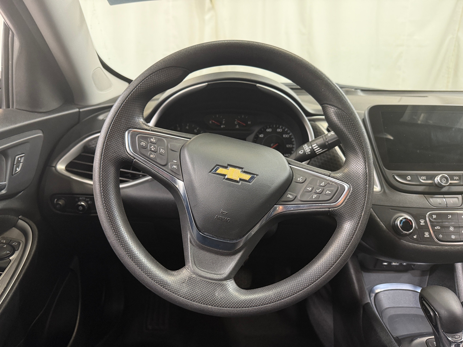 Thumbnail: 2024 Chevrolet Malibu - 5