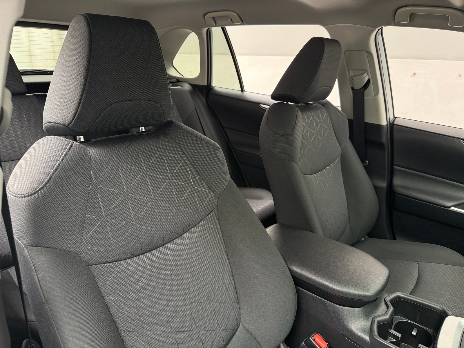 Thumbnail: 2022 Toyota RAV4 - 2