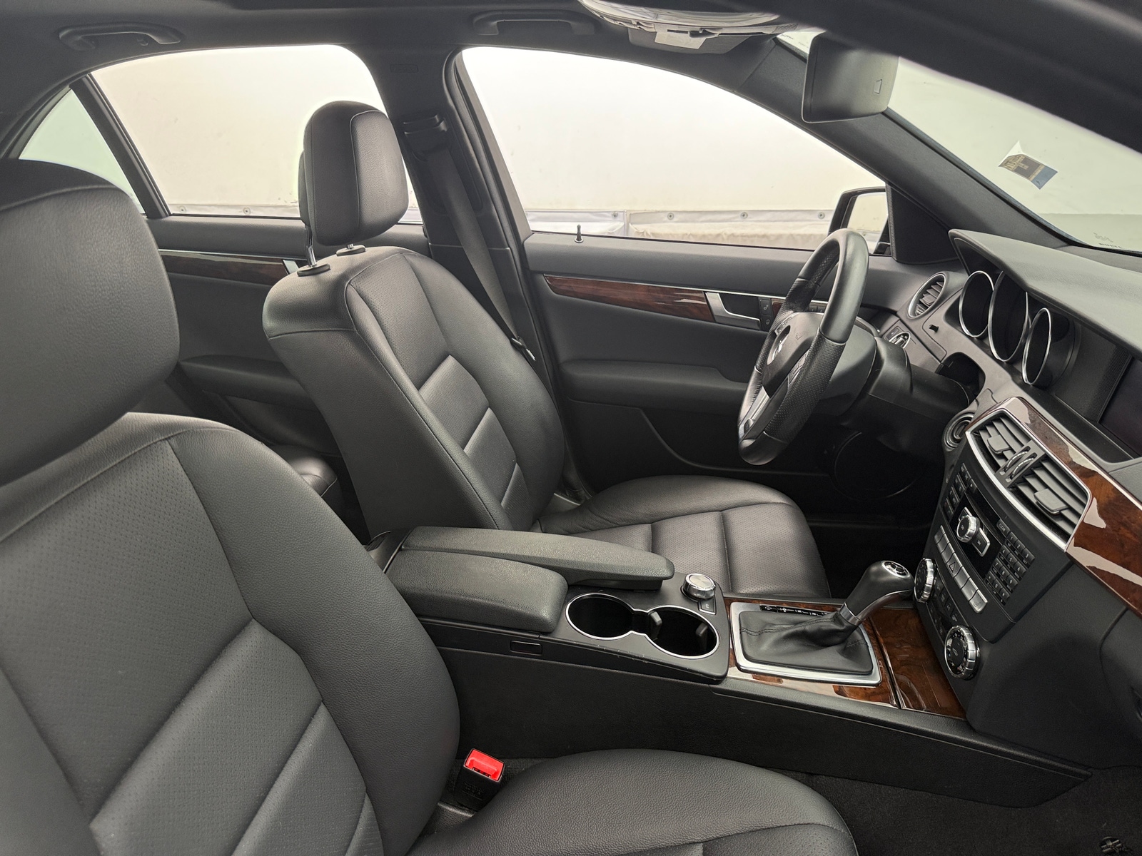 Thumbnail: 2014 Mercedes-Benz C-Class - 2