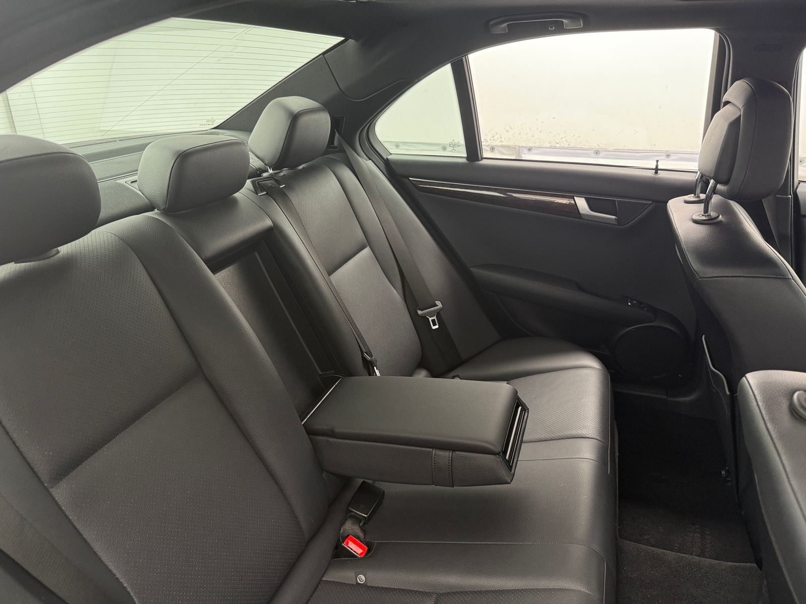 Thumbnail: 2014 Mercedes-Benz C-Class - 6