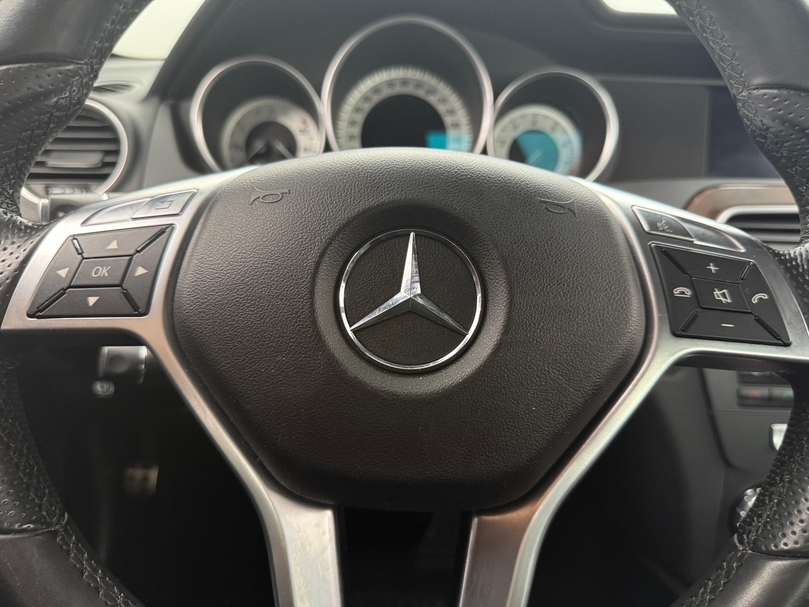 Thumbnail: 2014 Mercedes-Benz C-Class - 5