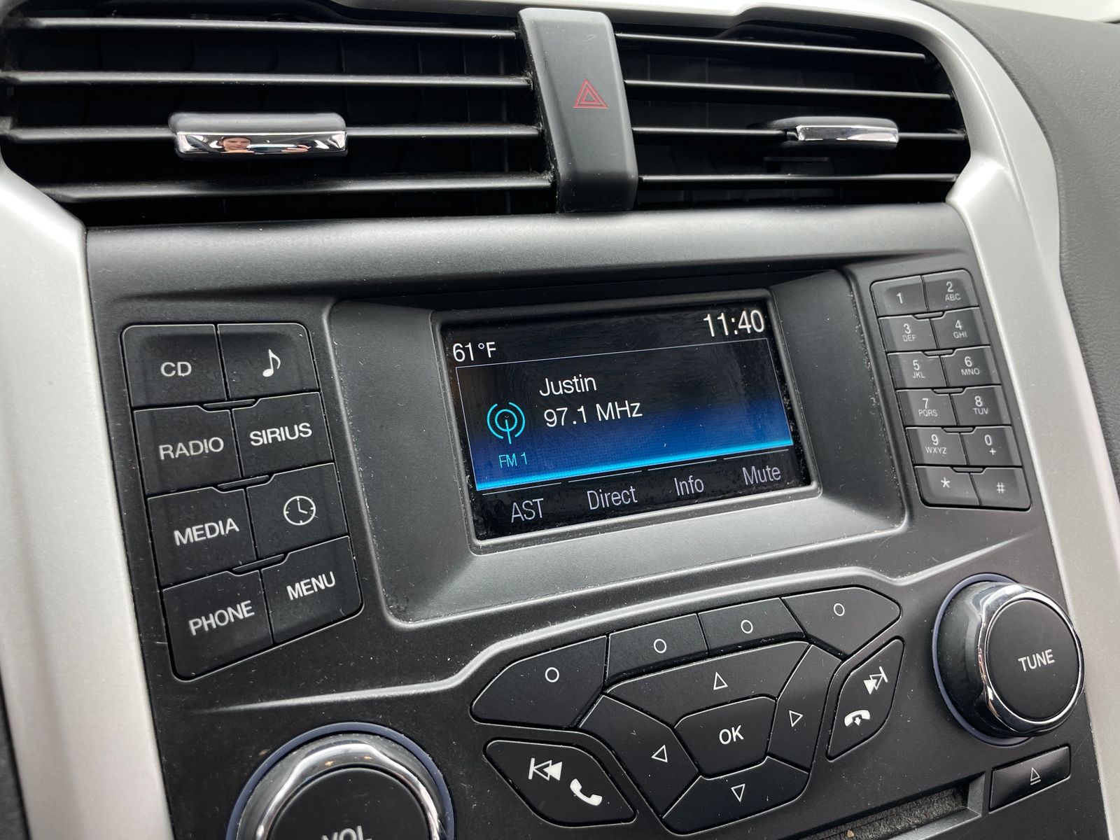 Thumbnail: 2015 Ford Fusion - 4