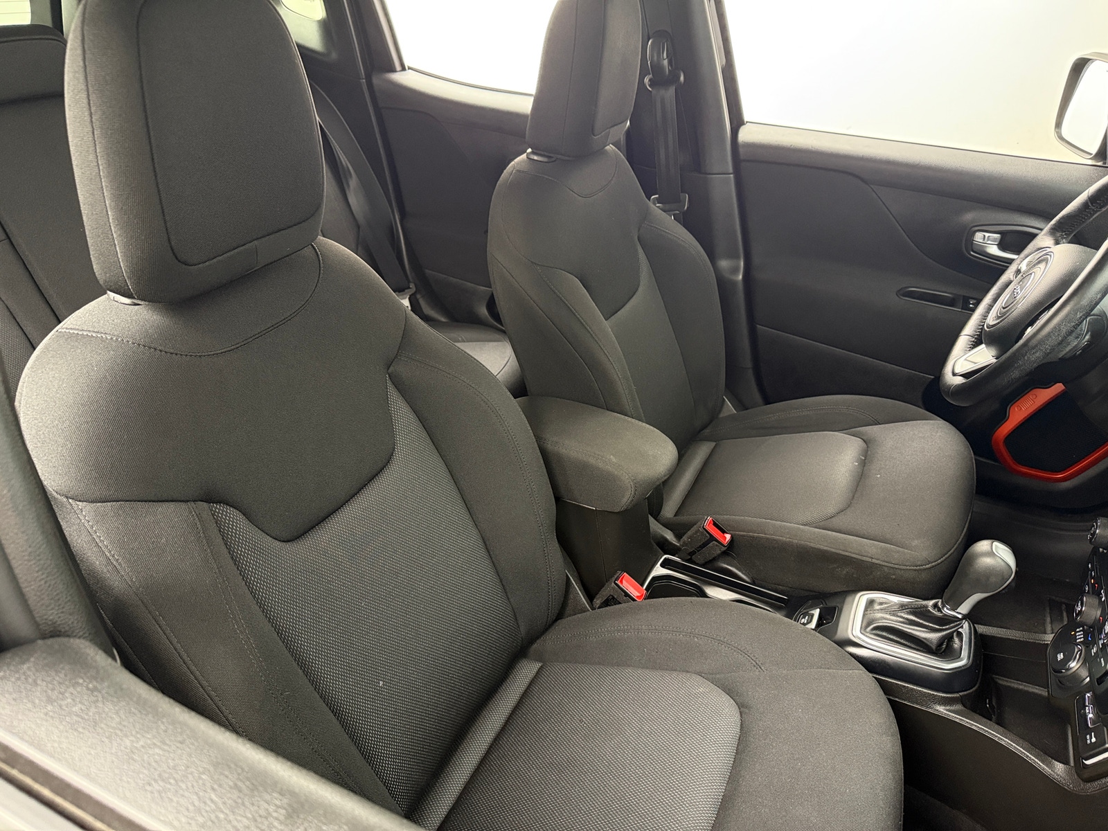 Thumbnail: 2020 Jeep Renegade - 2