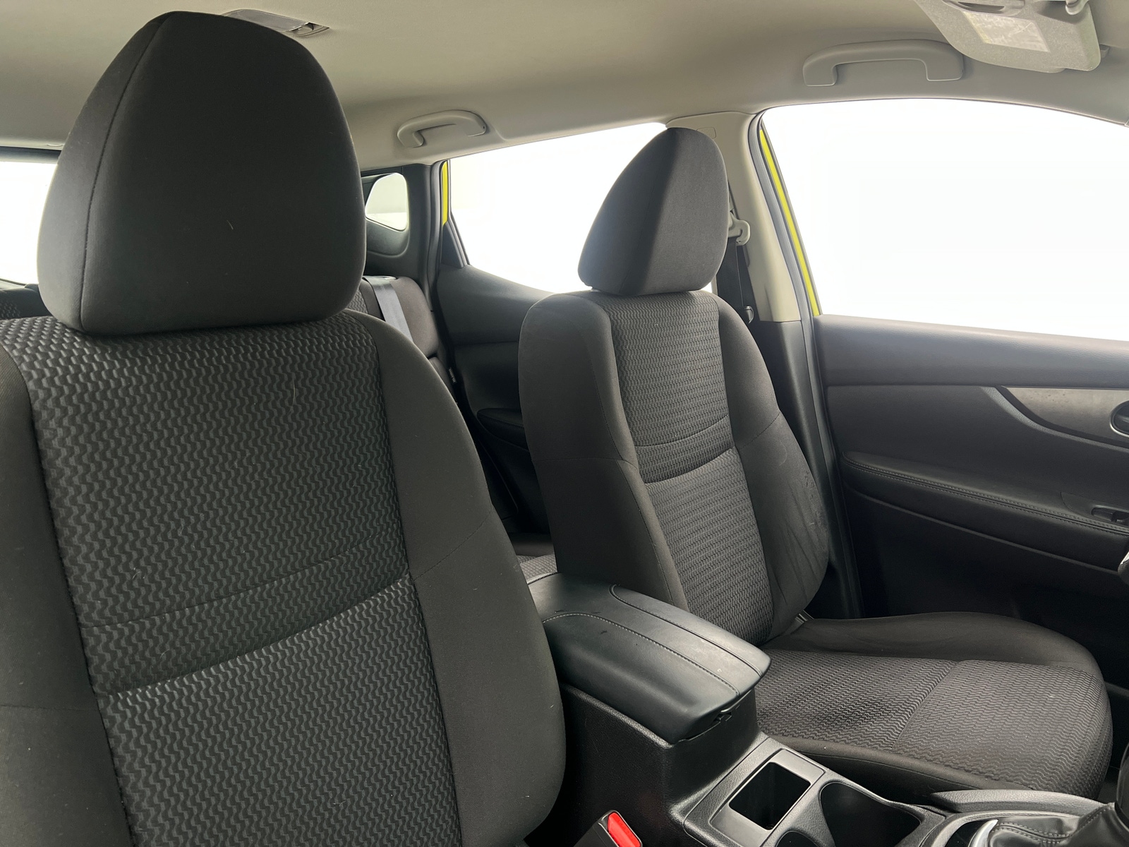 Thumbnail: 2020 Nissan Rogue Sport - 2