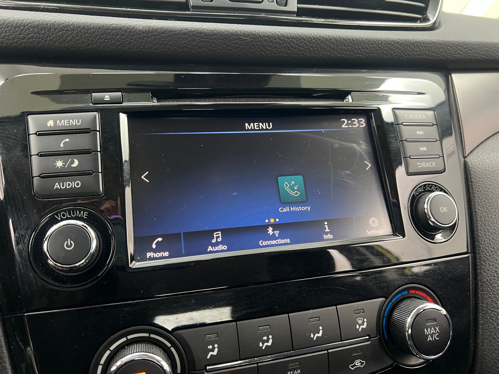Thumbnail: 2020 Nissan Rogue Sport - 4