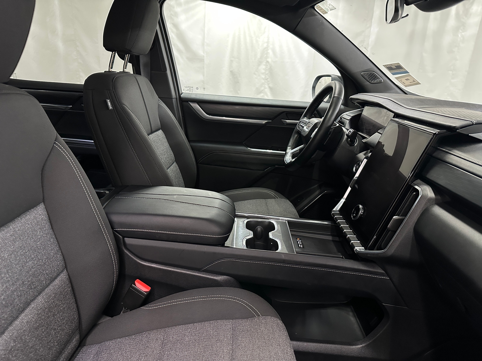 Thumbnail: 2025 GMC Acadia - 2