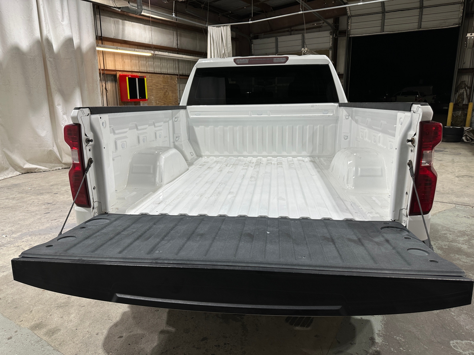 Thumbnail: 2020 Chevrolet Silverado 1500 - 7