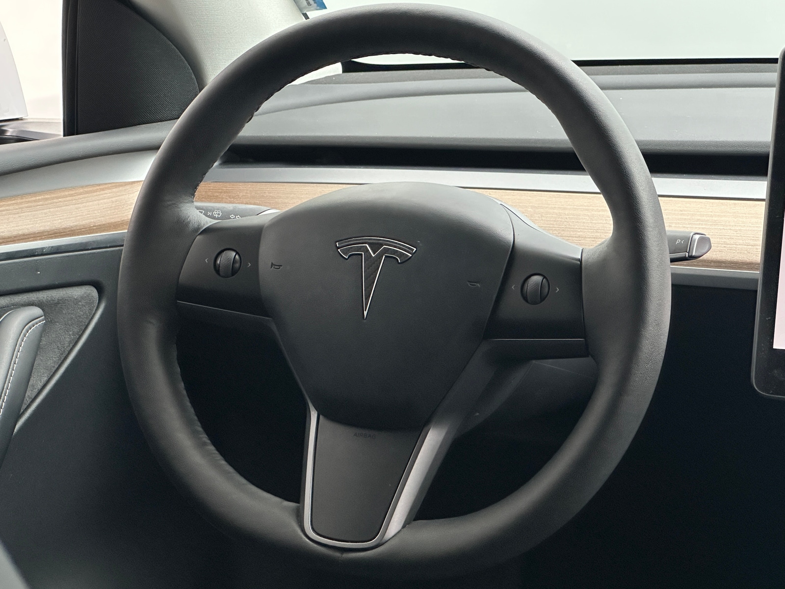 Thumbnail: 2023 Tesla Model Y - 4