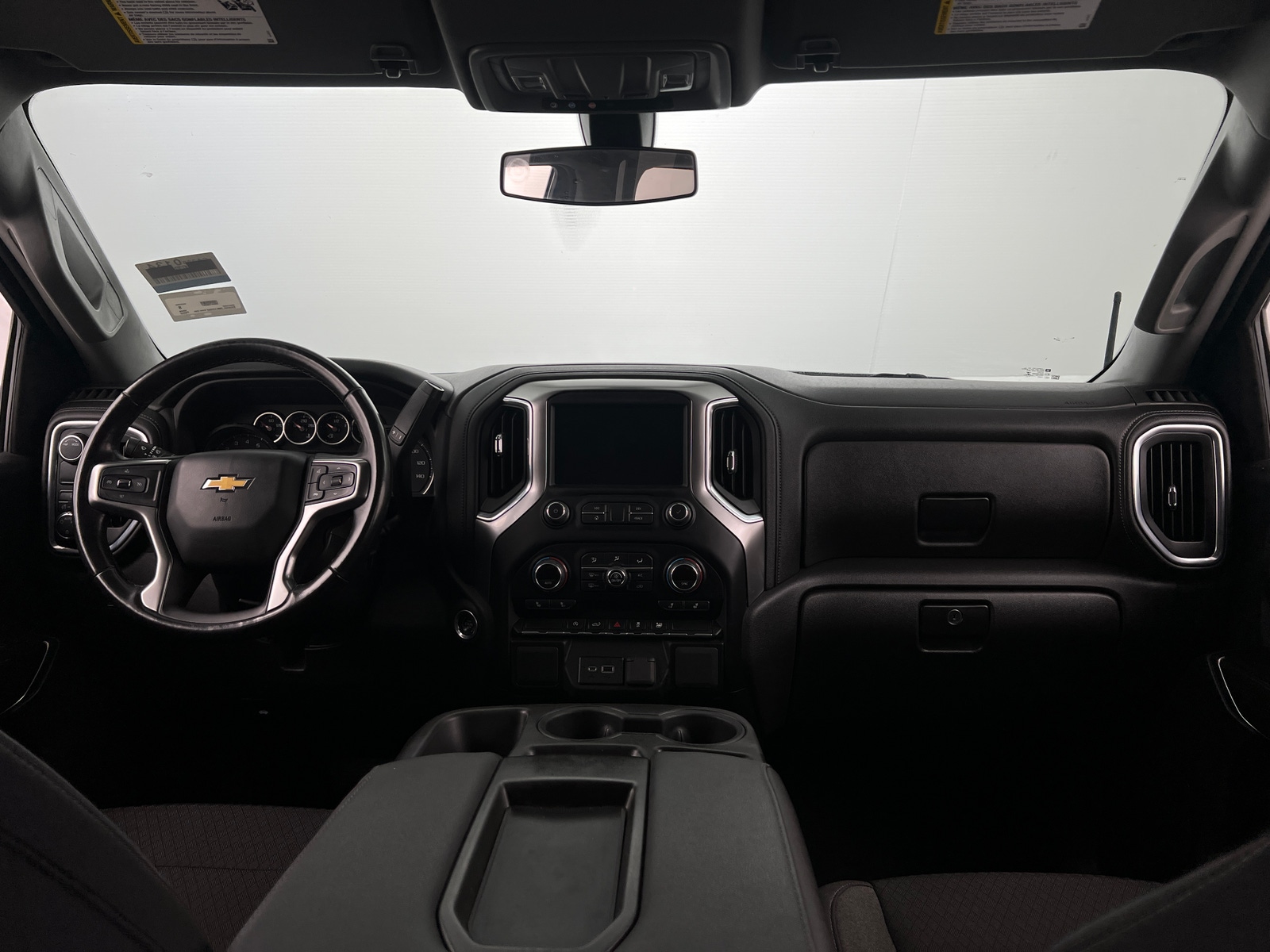 Thumbnail: 2022 Chevrolet Silverado 1500 - 3