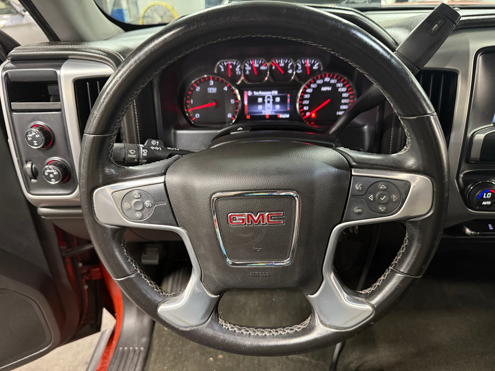 Thumbnail: 2015 GMC Sierra 1500 - 5