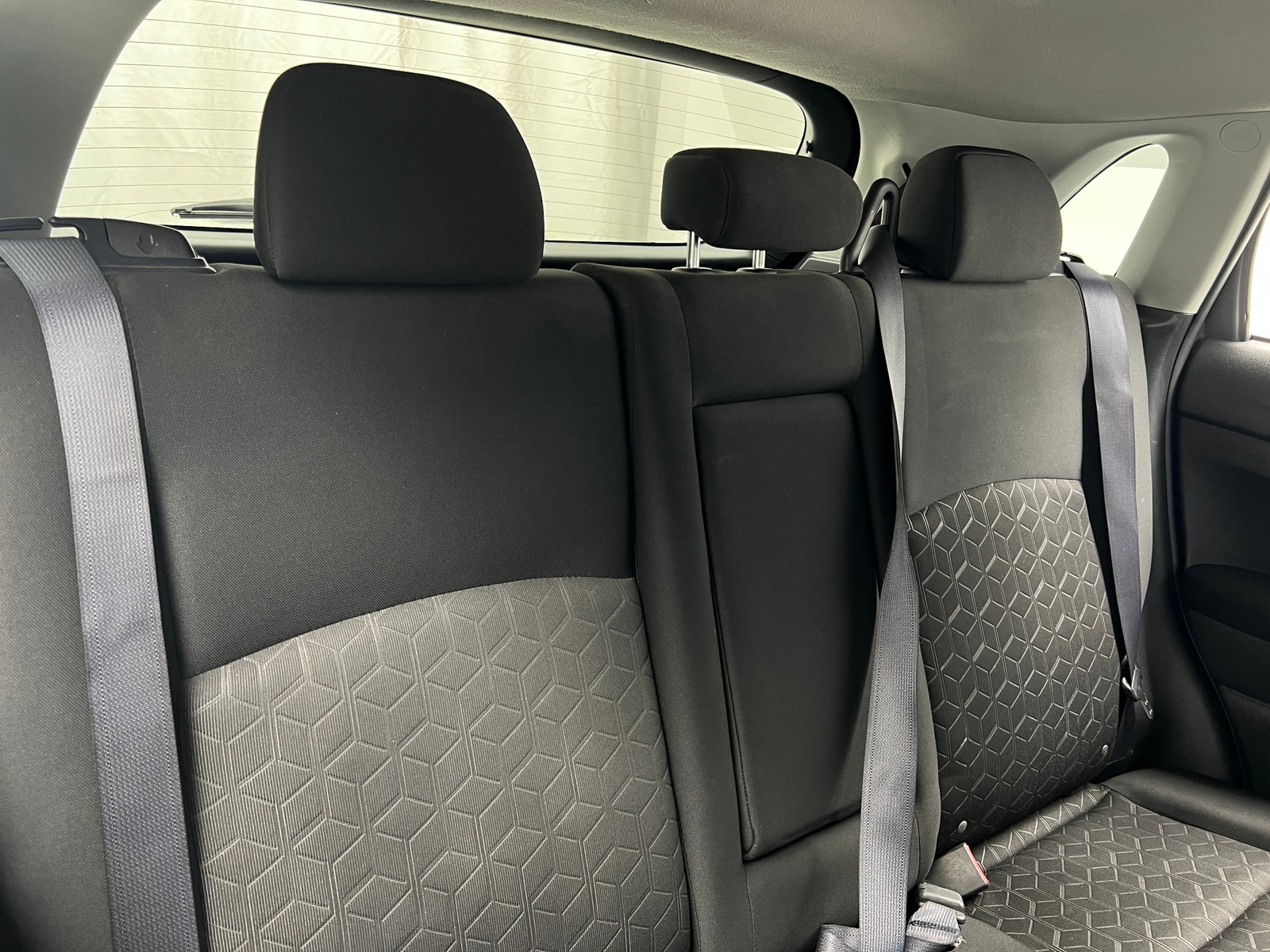 Thumbnail: 2021 Mitsubishi Outlander Sport - 6