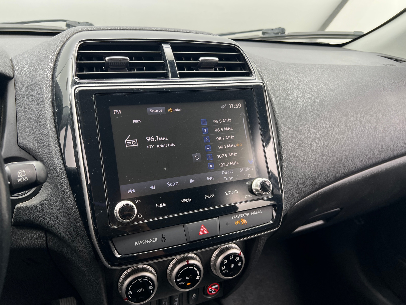 Thumbnail: 2021 Mitsubishi Outlander Sport - 4