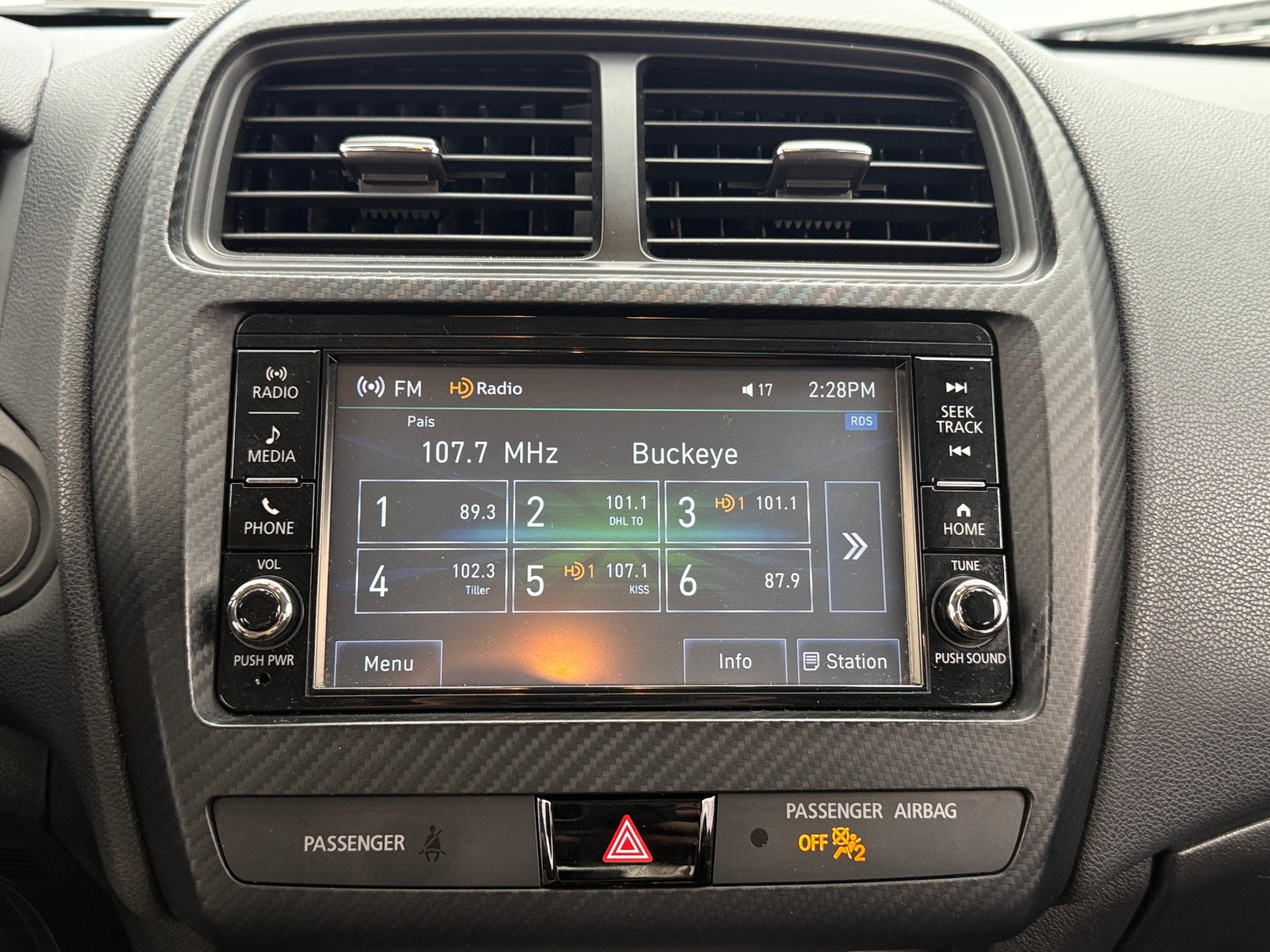 Thumbnail: 2019 Mitsubishi Outlander Sport - 4