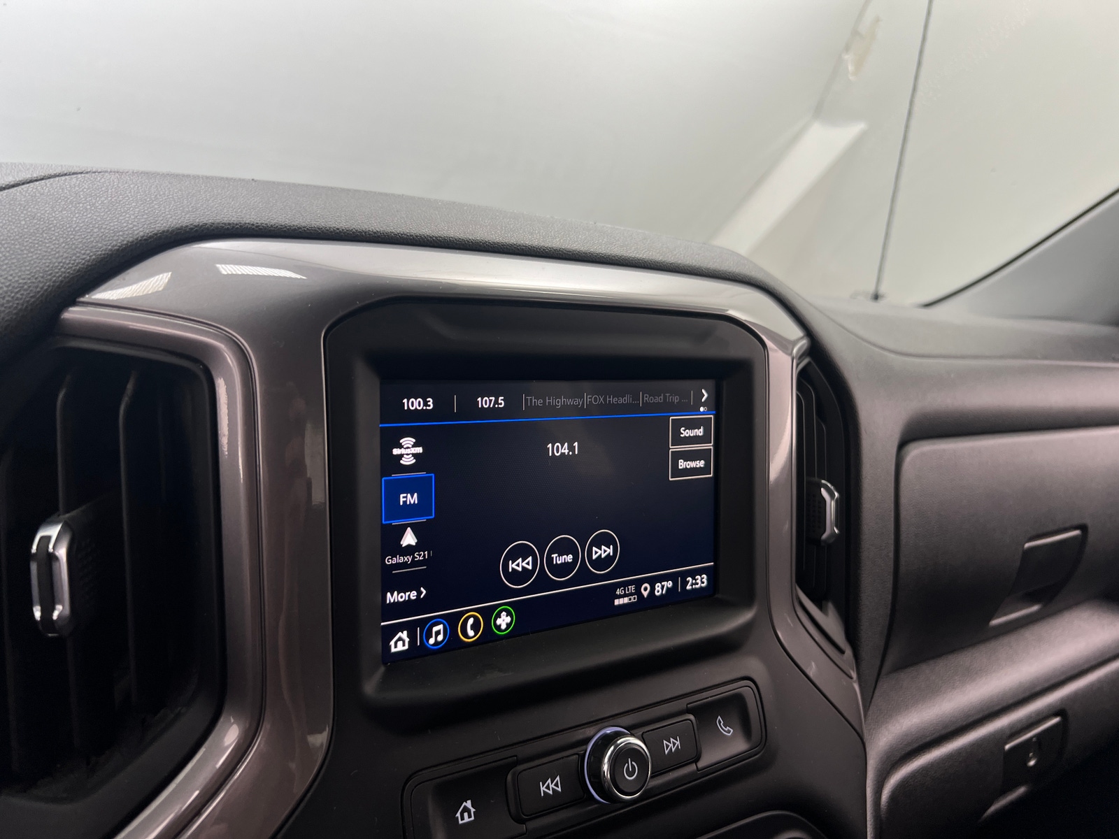 Thumbnail: 2023 Chevrolet Silverado 1500 - 4