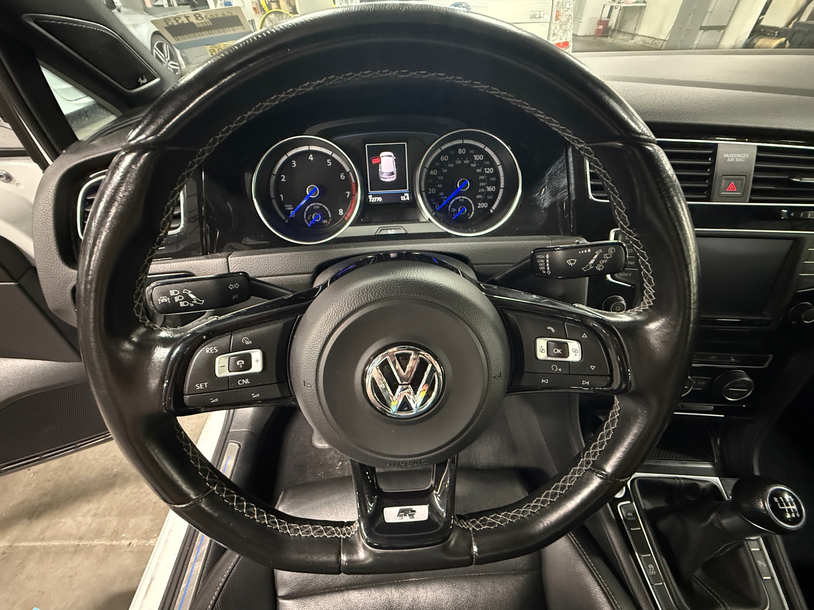 Thumbnail: 2017 Volkswagen Golf - 4
