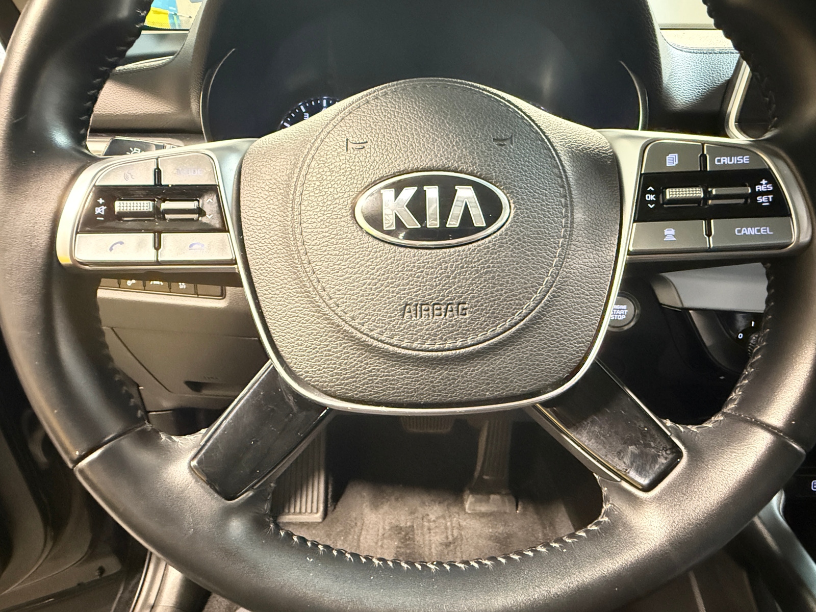 Thumbnail: 2020 Kia Telluride - 4