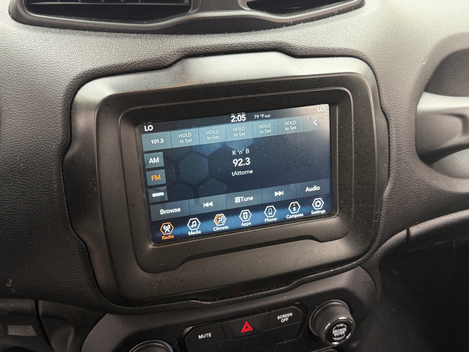Thumbnail: 2019 Jeep Renegade - 4