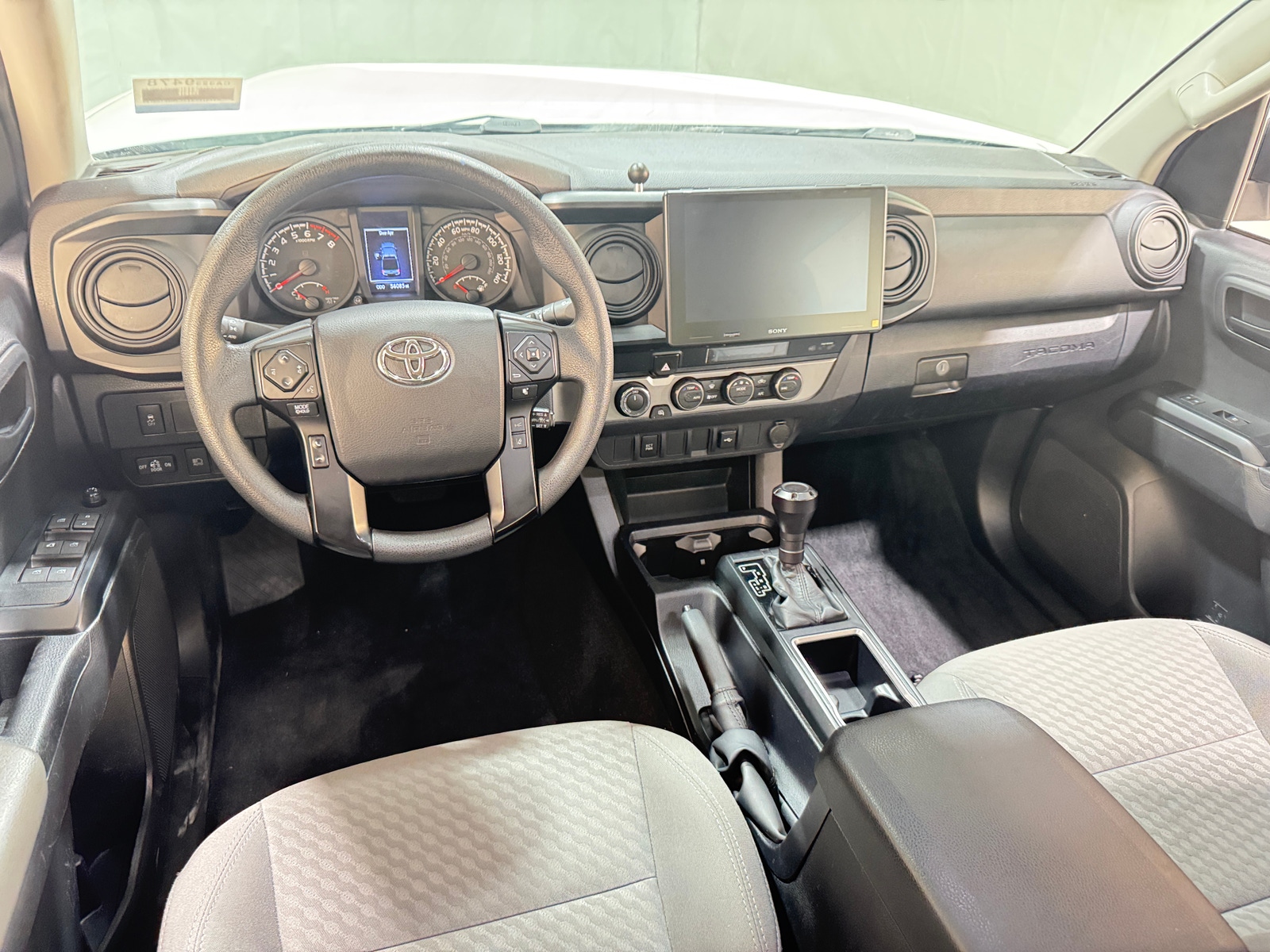 Thumbnail: 2022 Toyota Tacoma - 3