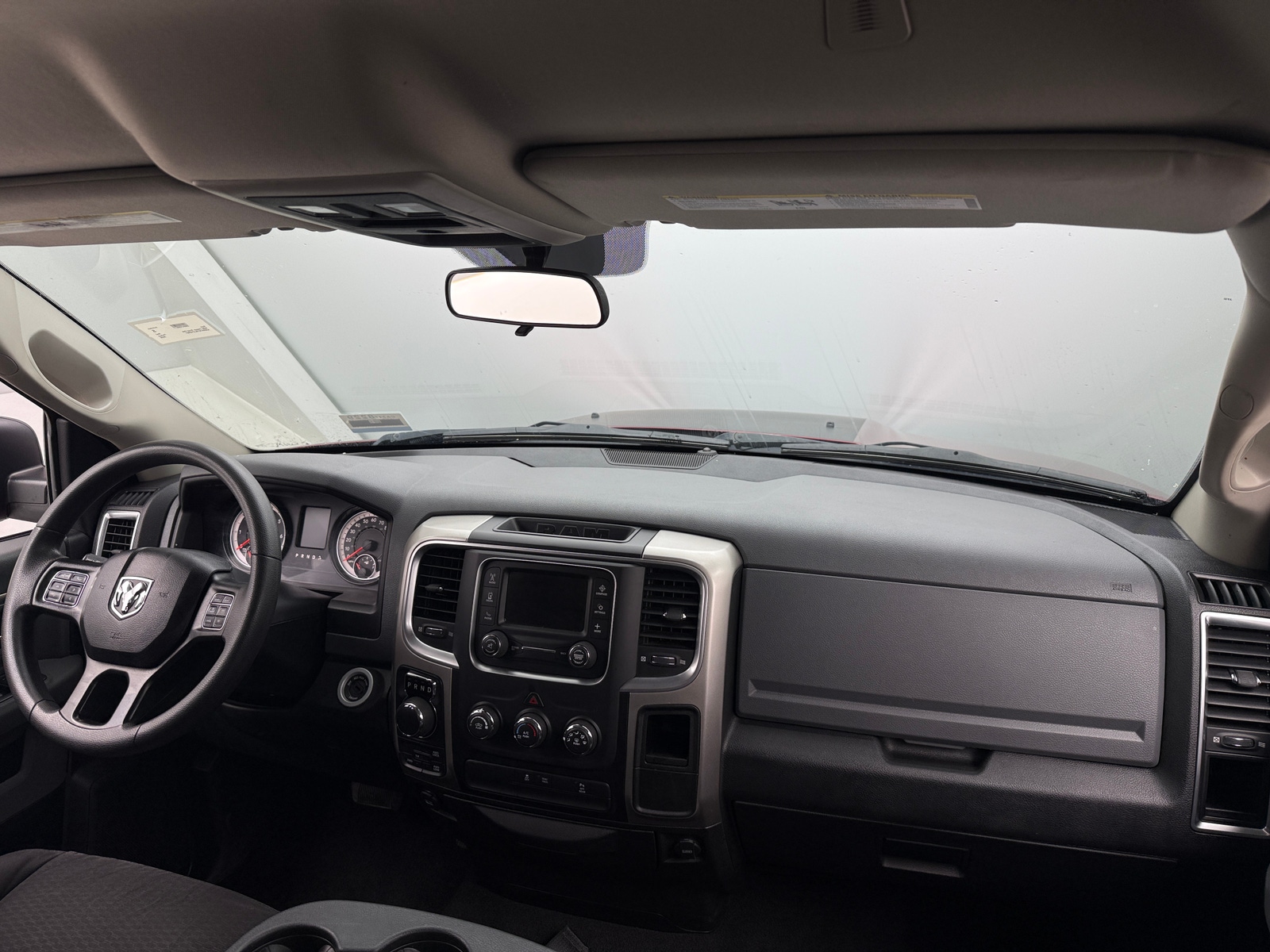 Thumbnail: 2020 RAM 1500 Classic - 3