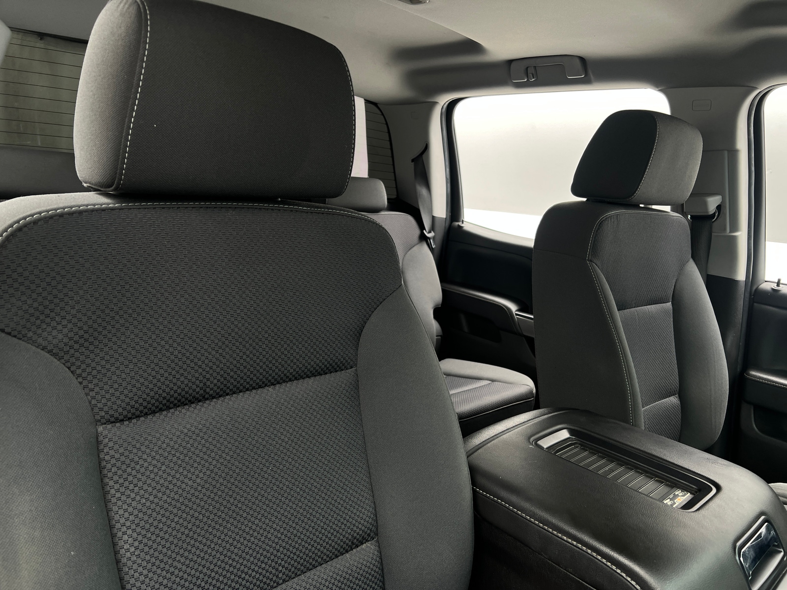 Thumbnail: 2018 Chevrolet Silverado 1500 - 2