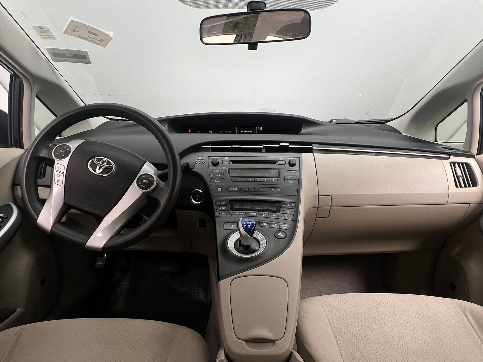 Thumbnail: 2010 Toyota Prius - 3