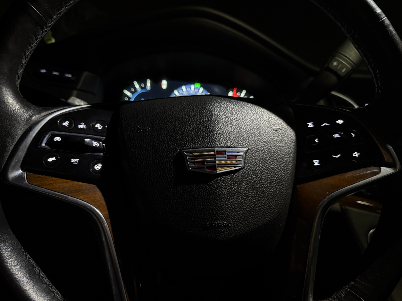 Thumbnail: 2017 Cadillac Escalade - 4