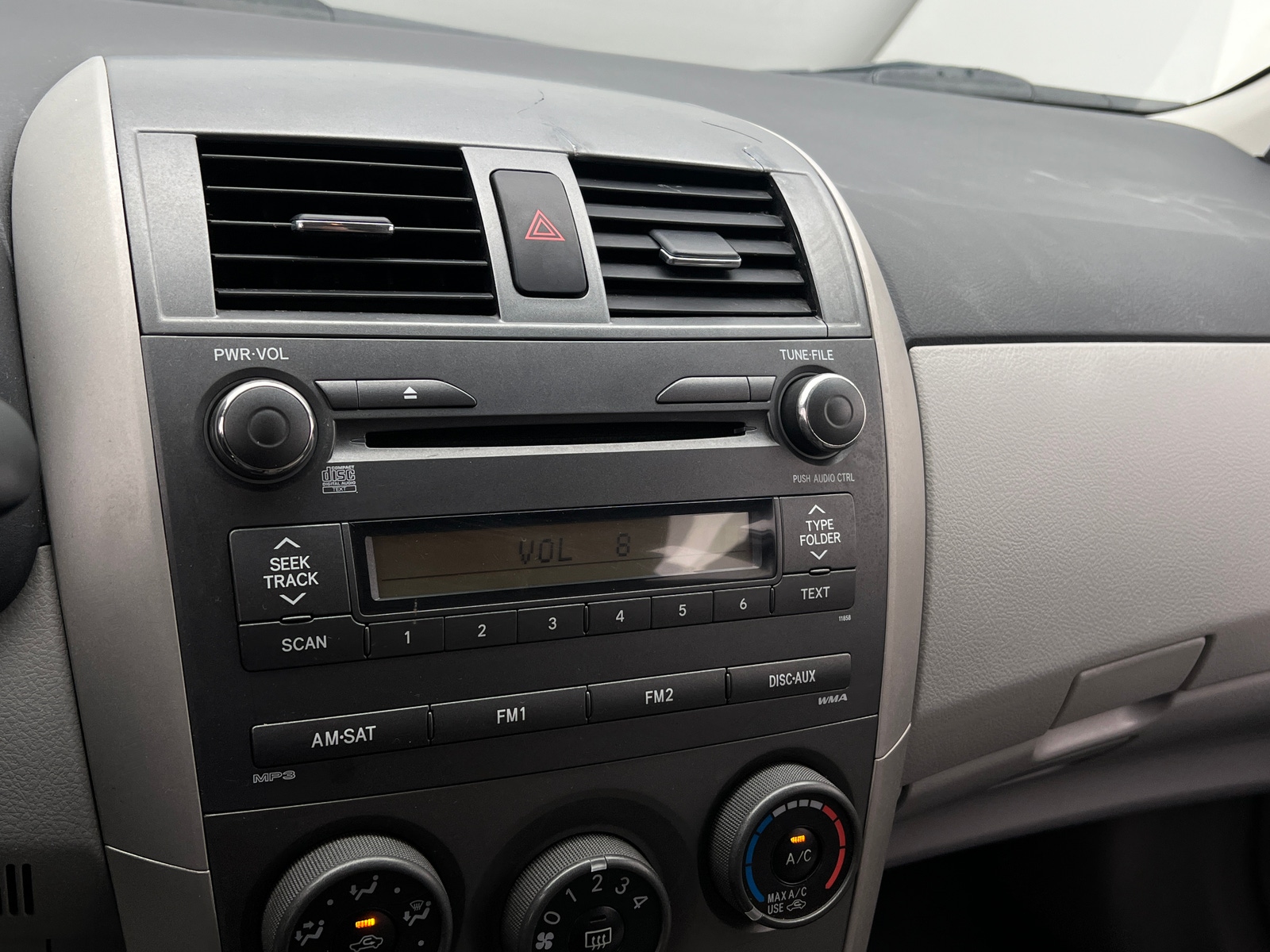 Thumbnail: 2011 Toyota Corolla - 4