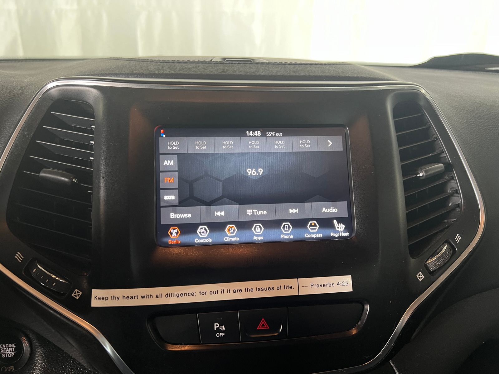 Thumbnail: 2020 Jeep Cherokee - 4