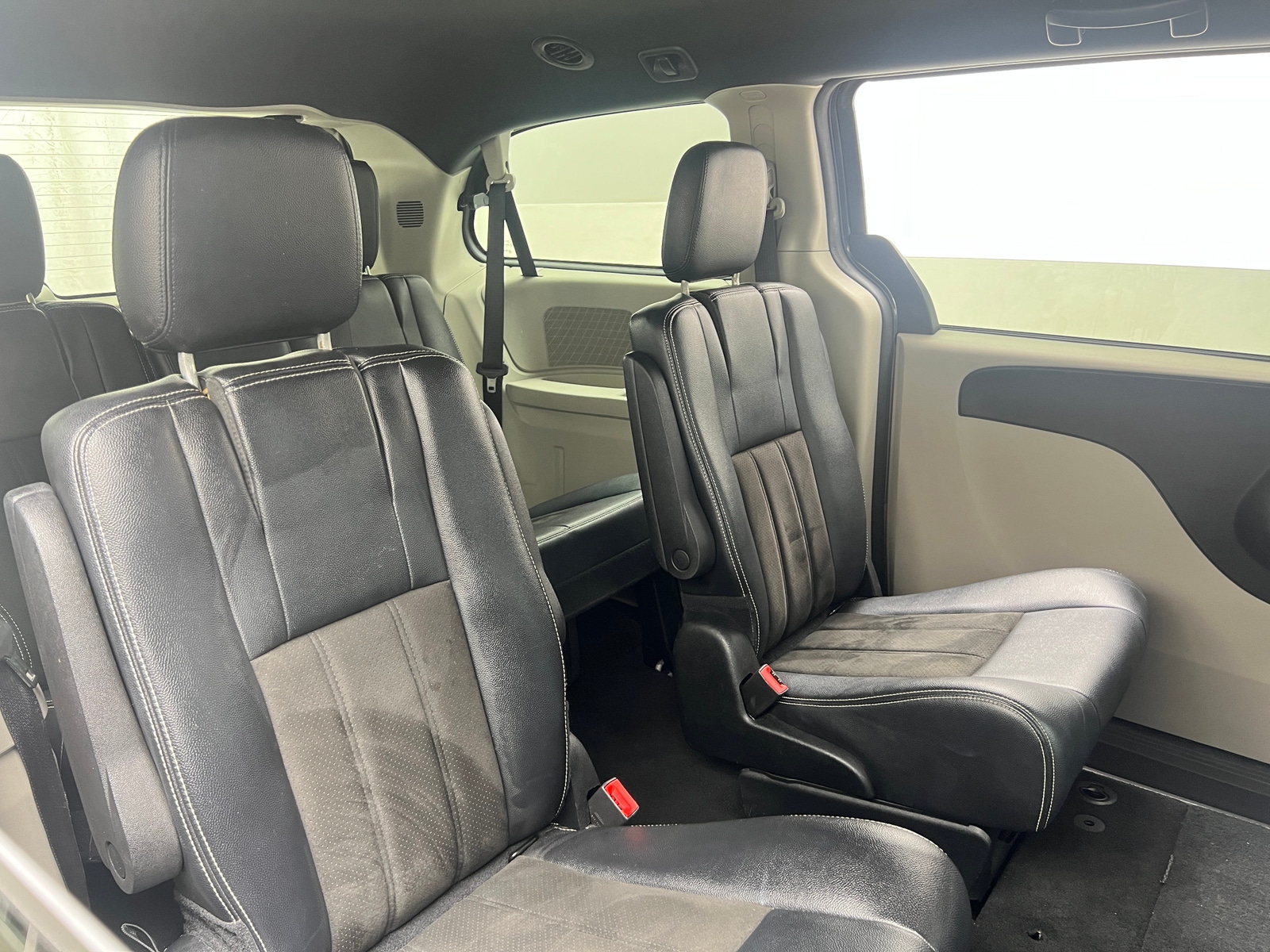 Thumbnail: 2019 Dodge Grand Caravan - 5